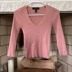 Forever 21 Long Sleeve V-Neck Blush Shirt. Size: s